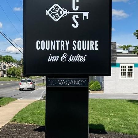 Country Squire Inn And Suites New Holland Екстериор снимка