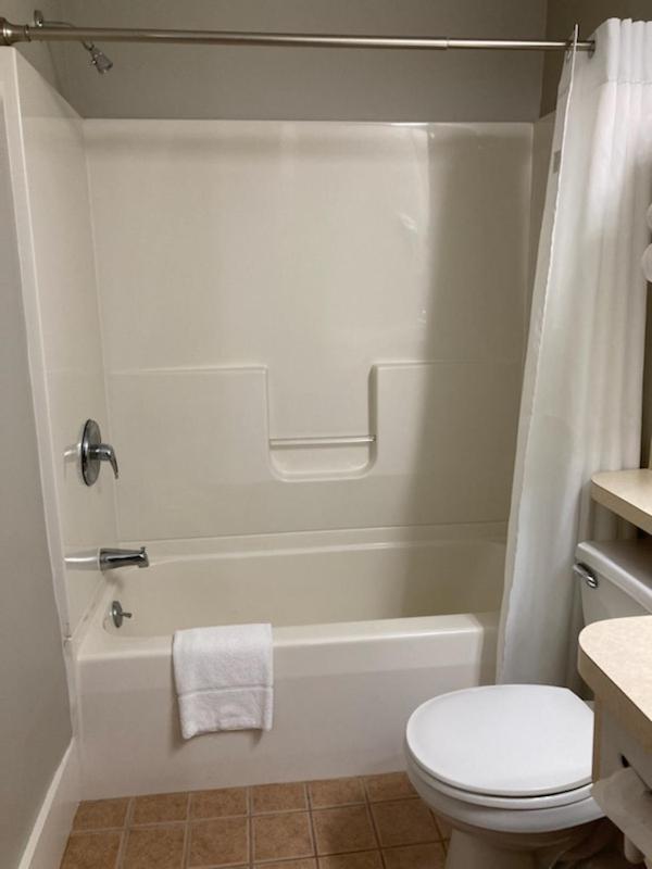 Country Squire Inn And Suites New Holland Екстериор снимка